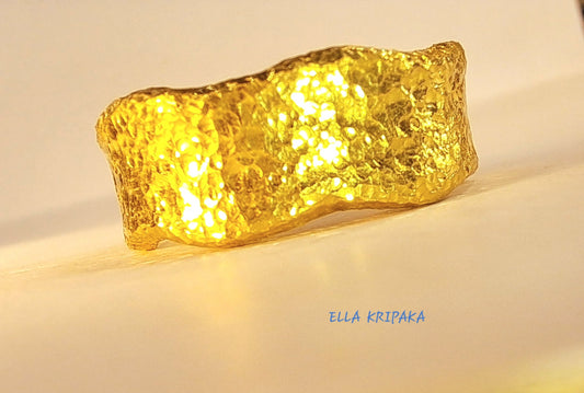 Hammered 24k 9999 Gold 15g Organic Wavy Ring 8mm Thick 1.5mm 22k