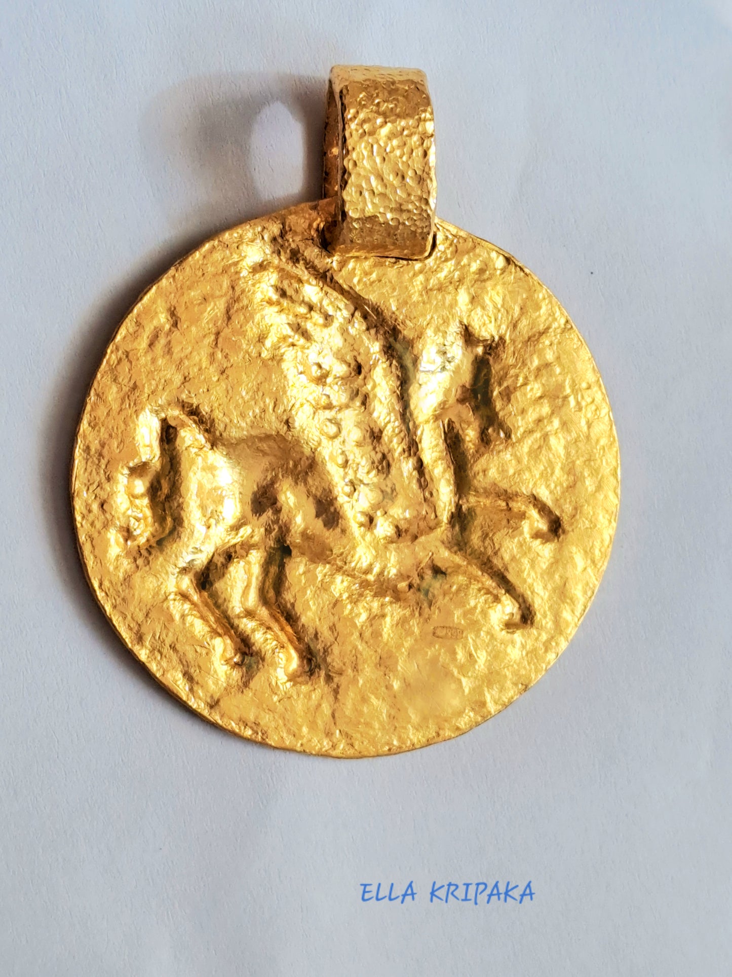 Custom Solid 24k 9999 Gold 13g and 35g, Hammered Disk With Convex Pegasus Ancient Rome, Ancient Greece Pendant Durable, Length 35mm and 56mm
