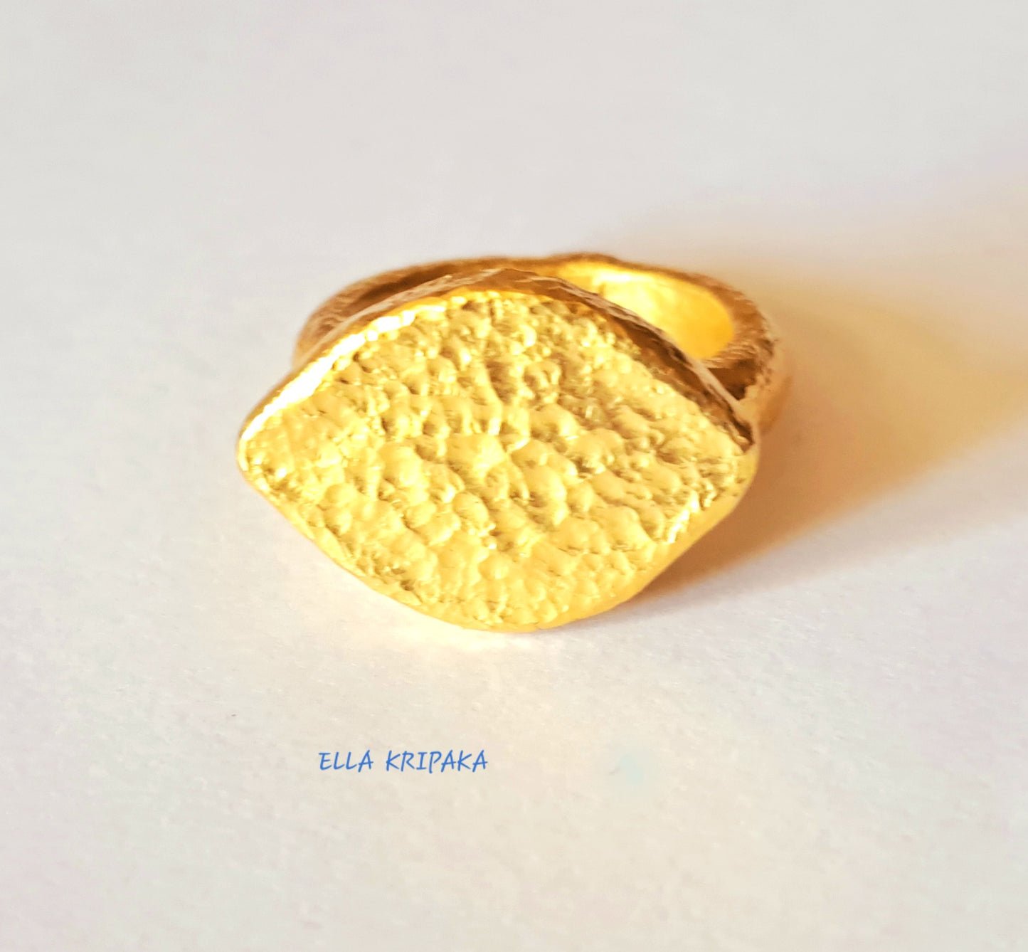 Custom Solid 24k 9999 Gold 28g size 6US Hammered Ancient Rome Signet Ring
