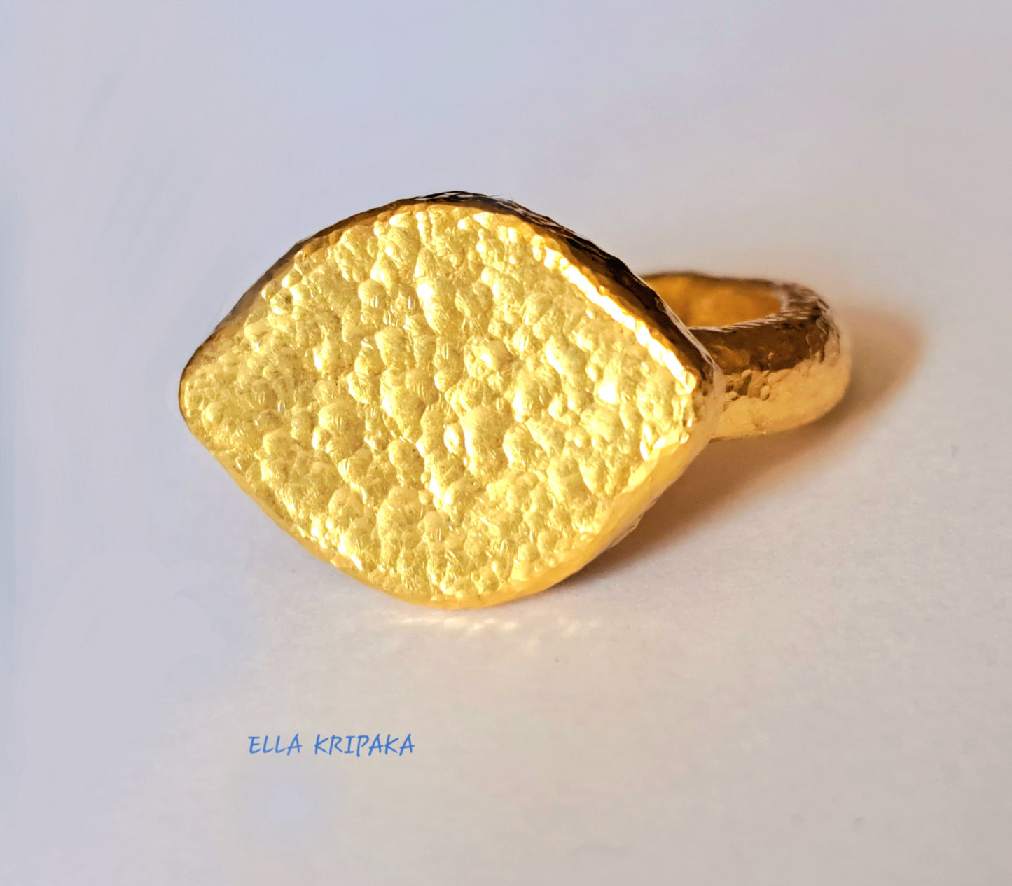 Custom Solid 24k 9999 Gold 28g size 6US Hammered Ancient Rome Signet Ring