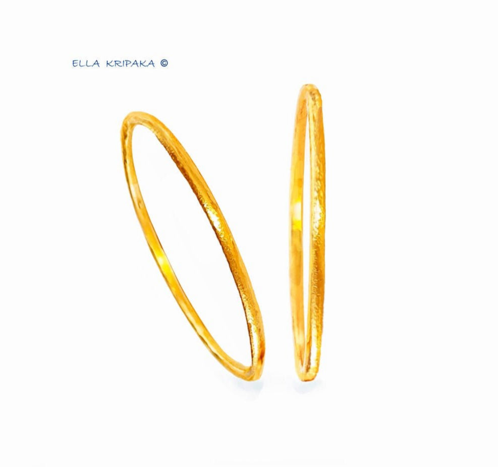 Custom Solid 22k 92.5% Gold 36g/size 7in, Hammered Ancient Rome 2 Bracelets Durable 2 Bangles, Wide 2.6mm Thick 2mm, Price For 2 With Discount