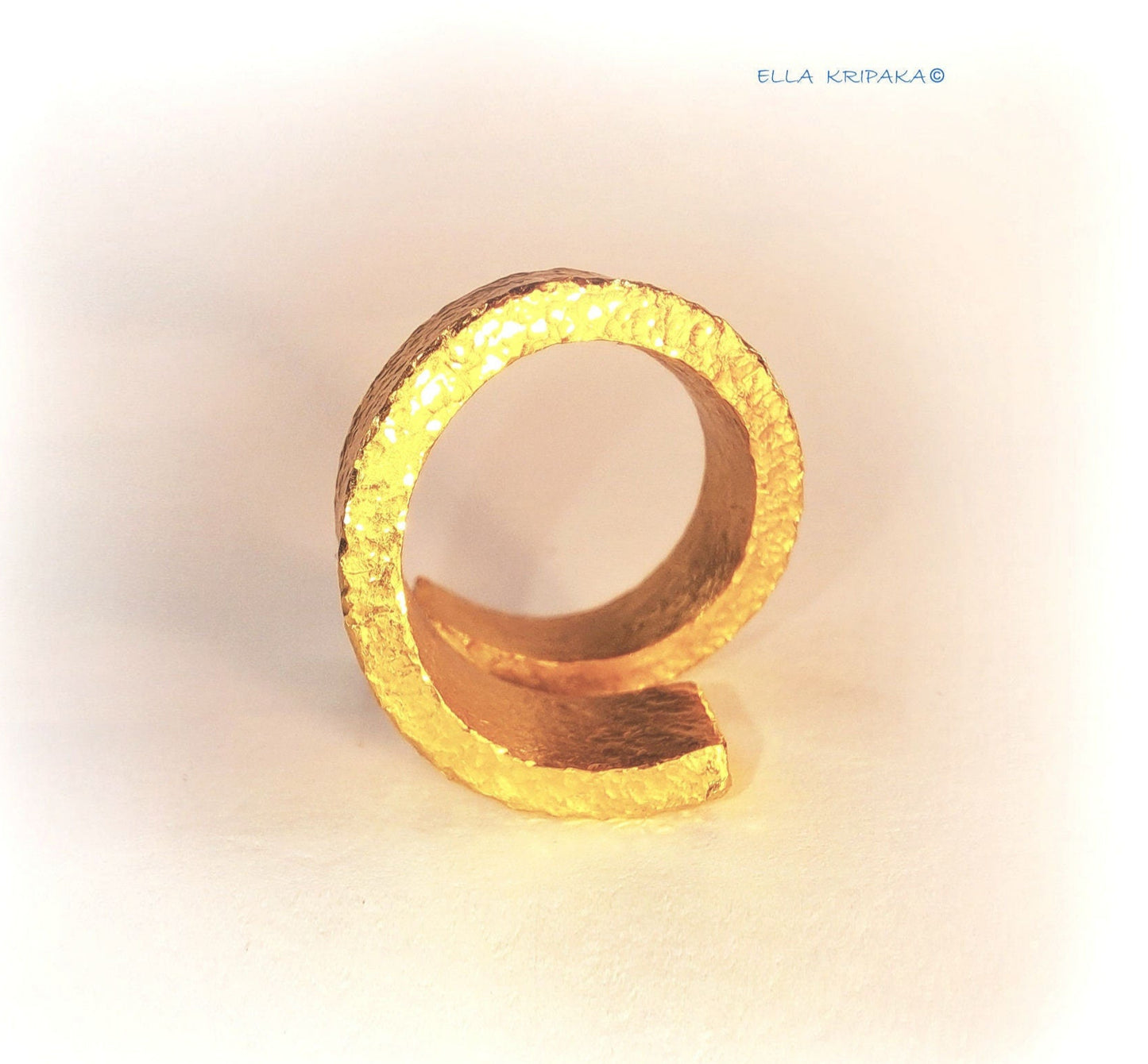 Custom Solid 24k 9999 Gold 39.5g size 6US Twisted Hammered Ring Signet 17mm Thick