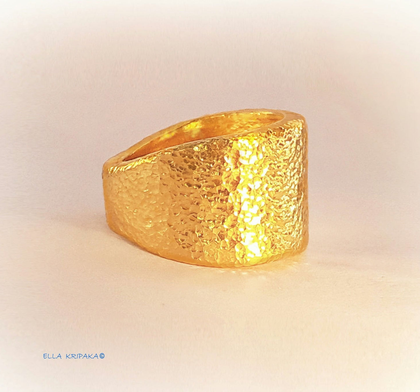 Custom Solid 24k 9999 Gold 46g size 6US Hammered Ancient Rome Signet Ring 20mm