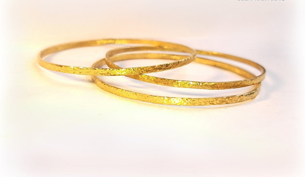 Custom hammered 22k gold bangle bracelet Ancient Rome, forged 22k gold bangle