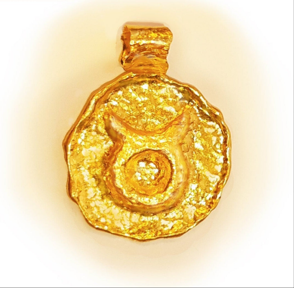 Custom Solid 24k 9999 Gold 9g and 25g, Organic Hammered Pendant Convex Taurus Zodiac Sign Durable, Length 35mm and 56mm, Order Your Zodiac SIgn