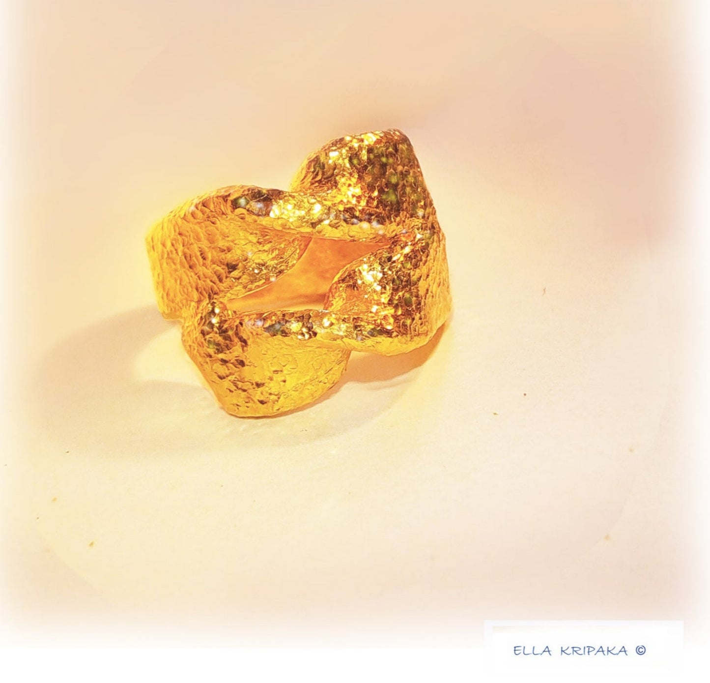 Custom Solid 24k 9999 Gold 30g Twisted Hammered Ring Signet On Front 18mm Thick 2.5mm In Band