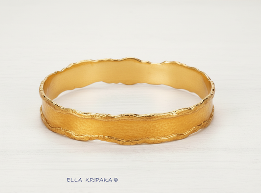 Organic 24k gold 9999 gold hammered bangle thick bracelet with uneven edges, forged 24k gold jewelry, artist-jeweler 'Ella Kripaka'