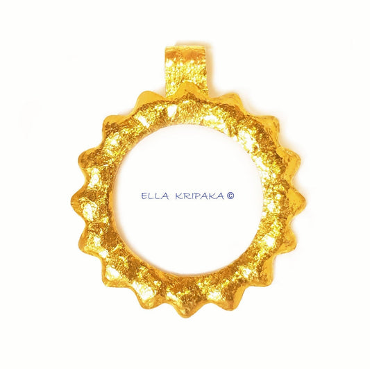 Custom Solid 24k 9999 Gold 11g and 32g, Hammered Convex Sun Ancient Rome Pattern Pendant Durable, Length 35mm and 56mm