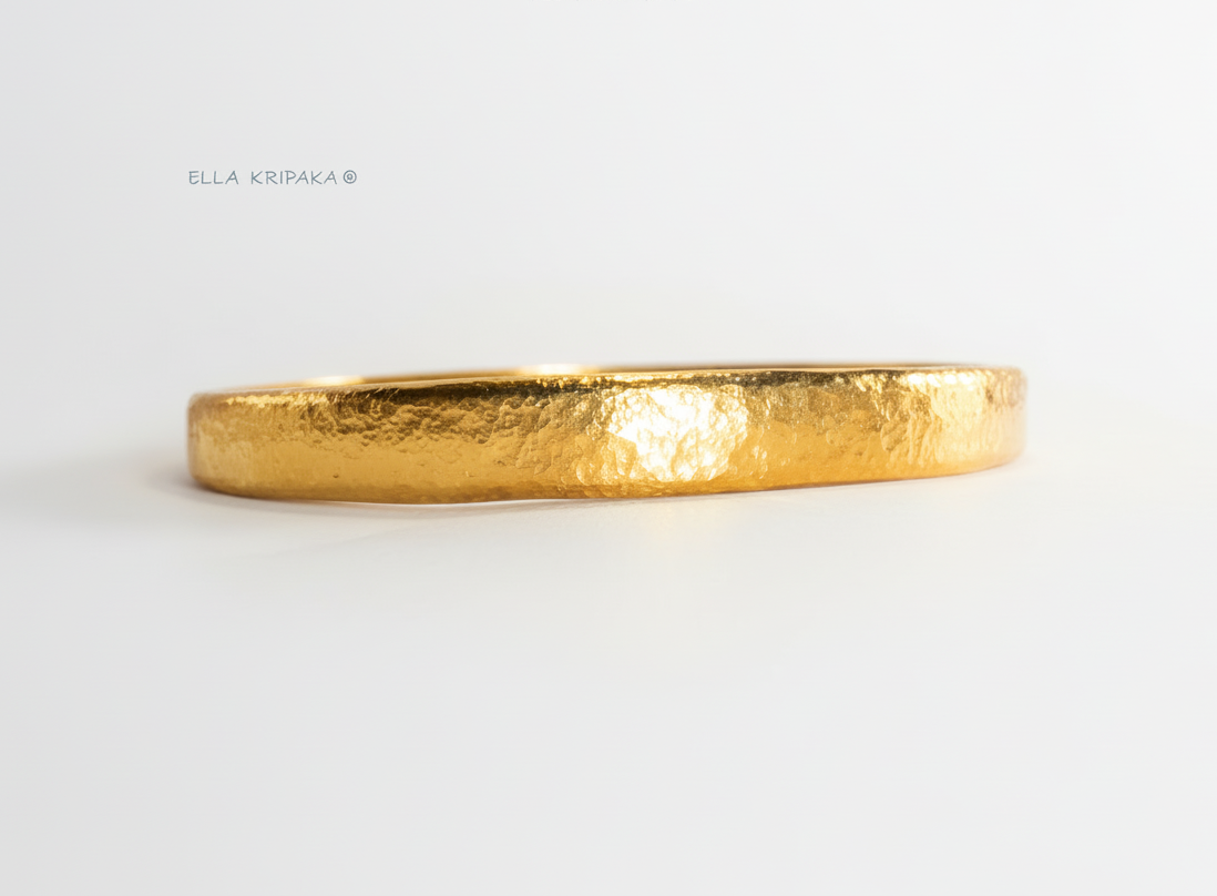 Hammered 24k gold 9999 gold bangle thick bracelet Ancient Rome style, forged 24k gold jewelry, artist-jeweler 'Ella Kripaka'