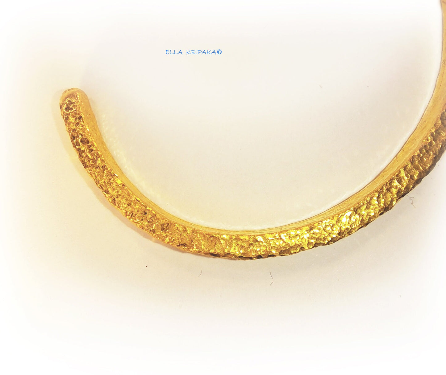 Custom Solid 24k 9999 Gold 52g Hammered Cuff Ancient Rome Bracelet Durable Wide 4.6mm Thick 4mm Not Hollow