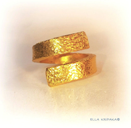 Custom Solid 24k 9999 Gold 39.5g Twisted Hammered Ring Durable Signet, Wide 17mm Thick 3.2mm Band 7.2mm