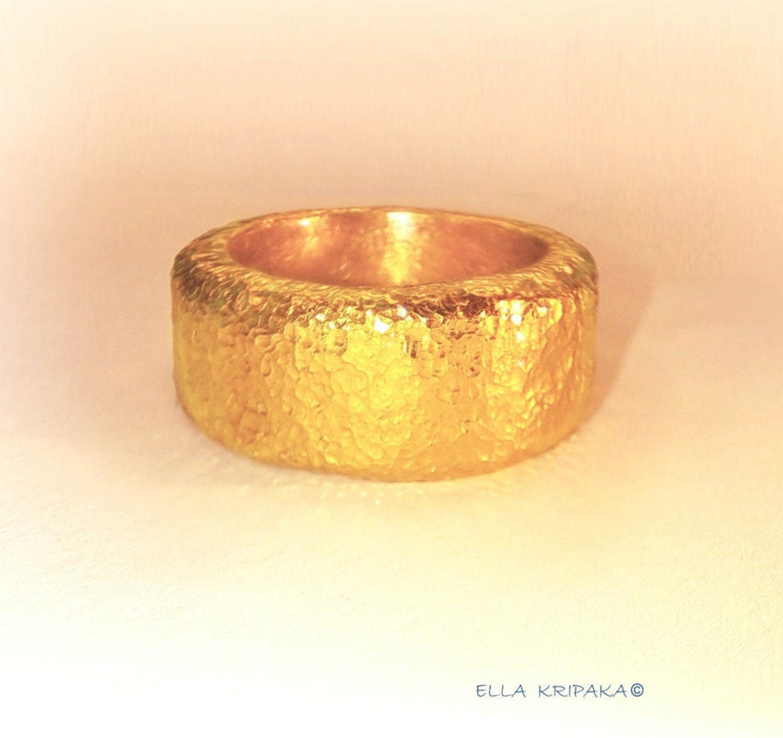 Custom Solid 24k 9999 Gold 39.5g Hammered Ancient Rome Ring Durable Not Hollow Wide 10mm Thick 2.5mm