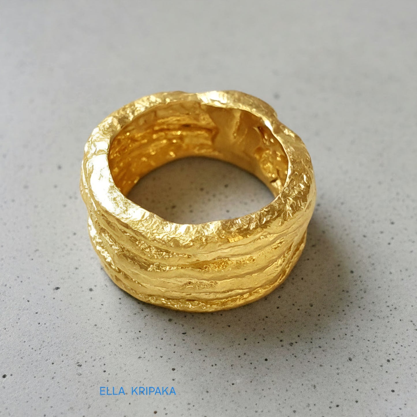 Hammered 24k 9999 Gold 15g Organic Ring Convex Signet 15mm Can 22k