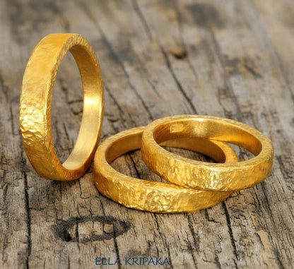 Hammered 24k 9999 Gold 7.5g Ancient Rome Ring 4mm Thick 1.5mm