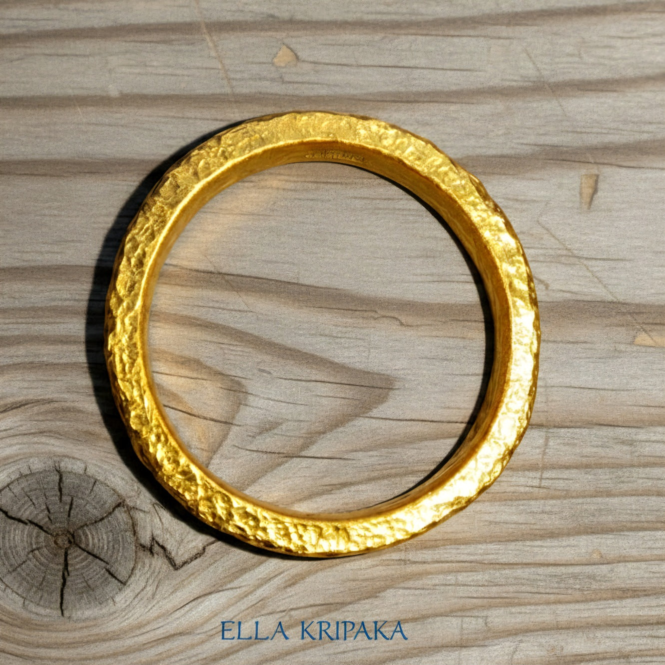 Hammered 24k 9999 Gold 7.5g Ancient Rome Ring 4mm Thick 1.5mm